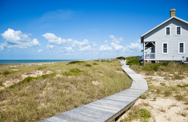 Nantucket Dream Turns Sour: $200K Beachfront Home Lost to Coastal Erosion