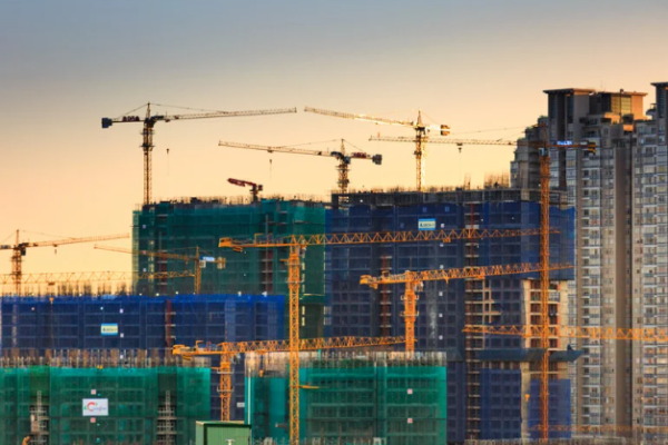 Summit Real Estate Market Outlook for Spring 2025 with New Projects and Developers