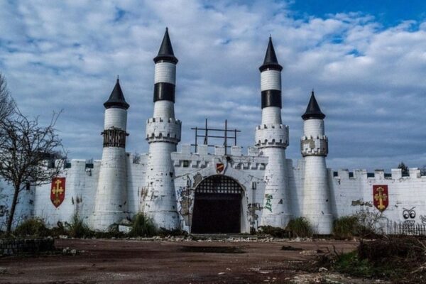 Camelot Theme Park to Rise Again, As a Village