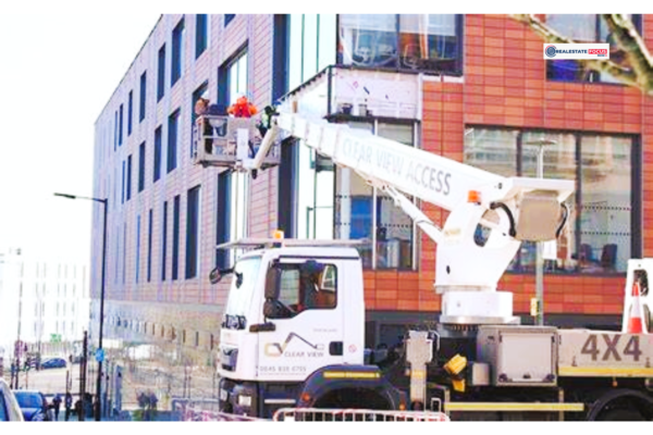 Expert Legal Guidance Facilitates Unsafe Cladding Removal for Southwest Block of Flats