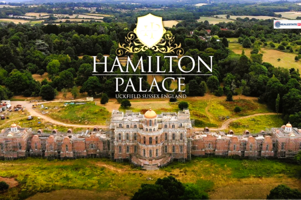 Britain’s Billionaire Ghost Castle: The Rise and Fall of Hamilton Palace